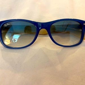 ‼️SOLD‼️Blue Raybans
